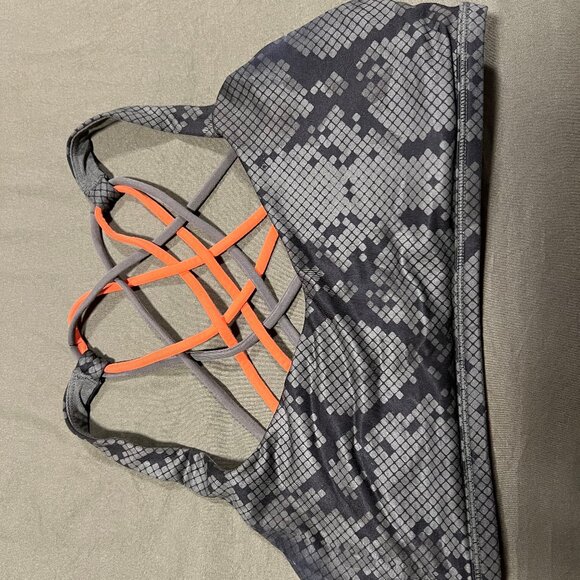 Lululemon Free to be Wild Bra - Picture 1 of 2